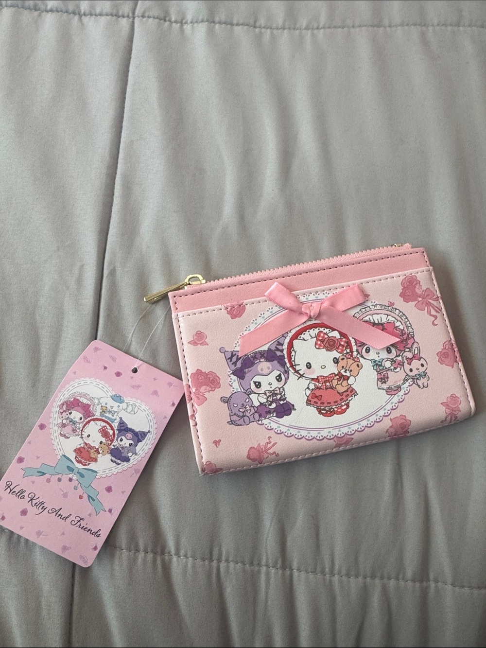 Hello Kitty Pink Bow Zip Card Wallet with Character Art